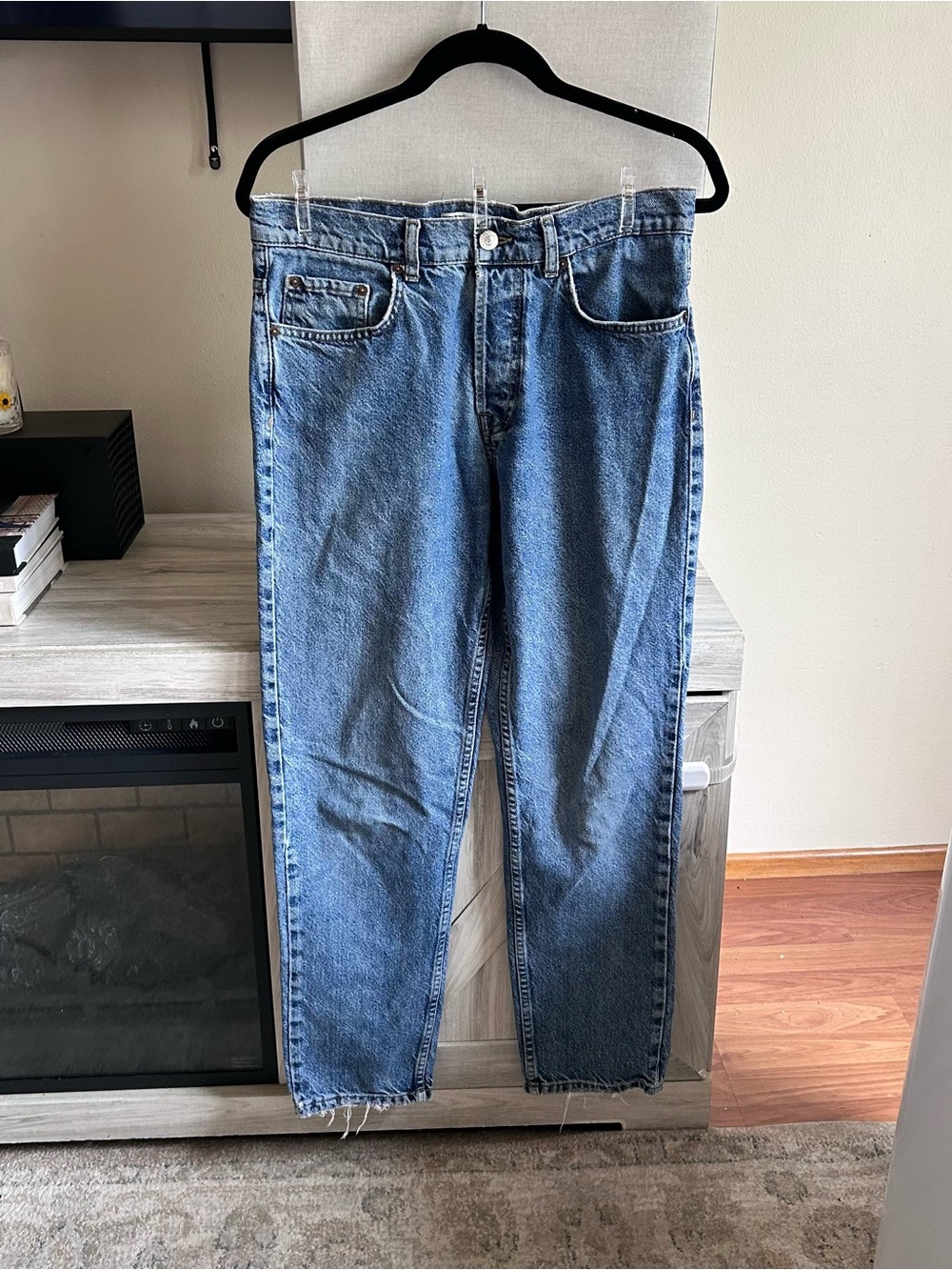 Zara Women’s Classic Straight Leg Jeans